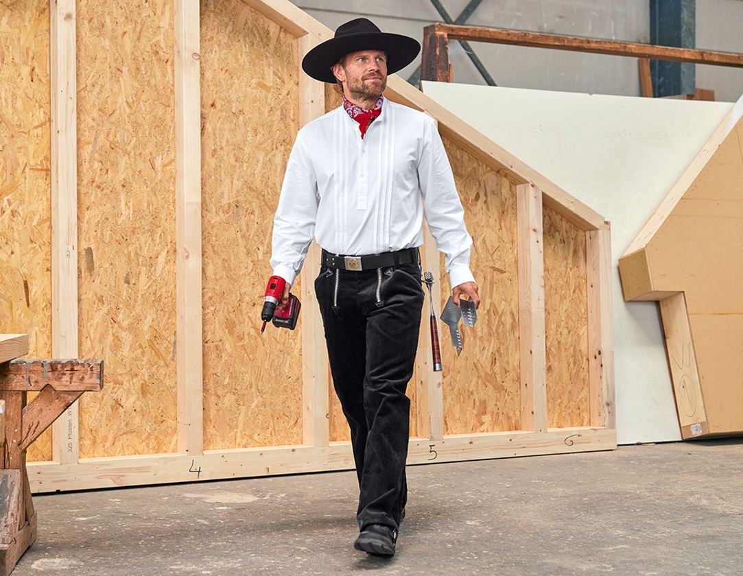 Bovenkleding: Traditioneel overhemd + wit 1