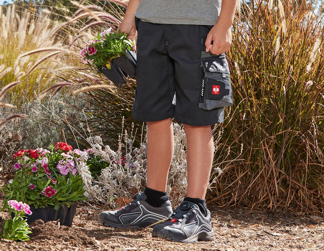 Shorts: Kindershort e.s.motion + grafiet/cement