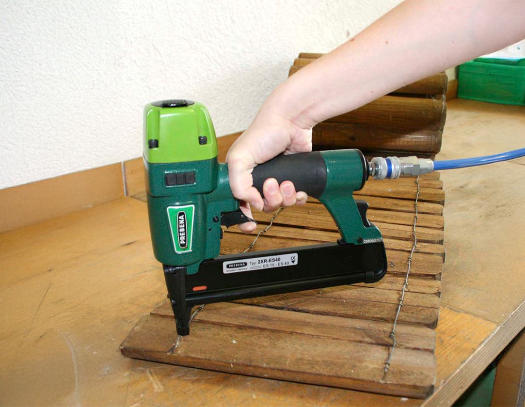 Persluchtgereedschap | toebehoren: Prebena Pneumatisch spijkerpistool 2XR-ES40