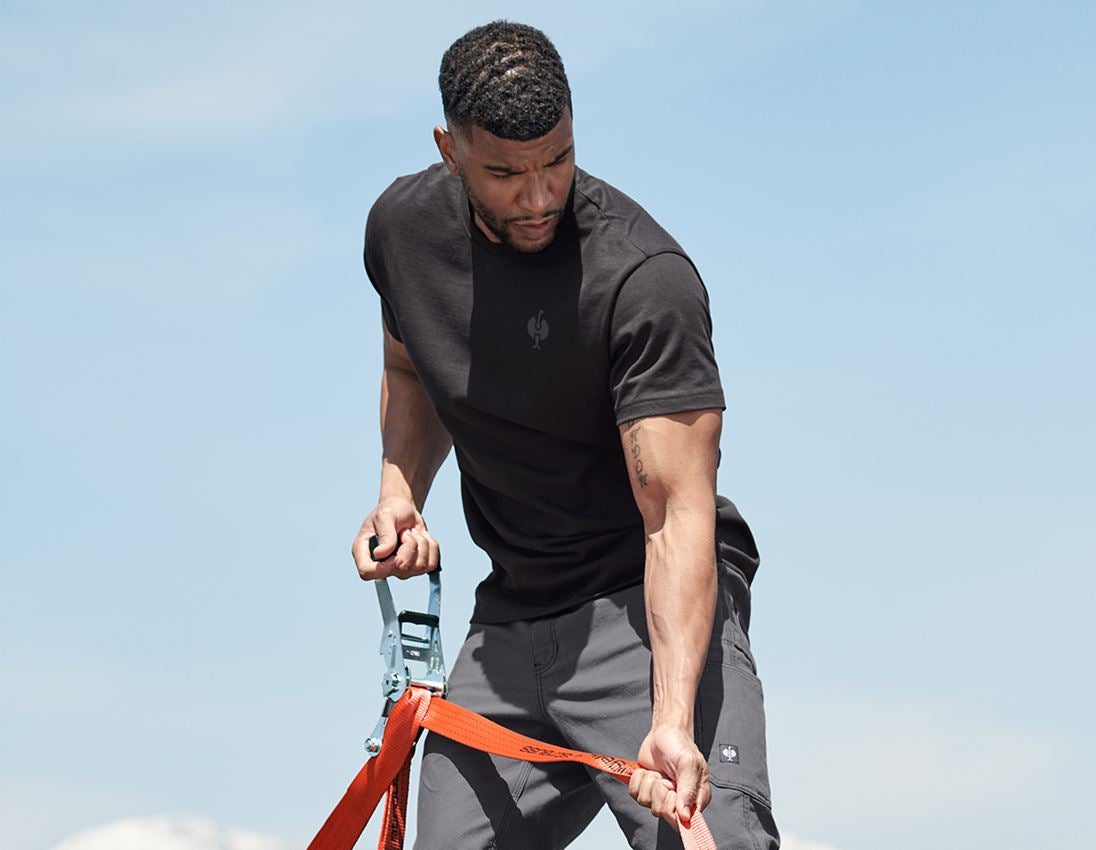 Koszulki | Pulower | Koszule: Koszulka heavy e.s.iconic + czarny