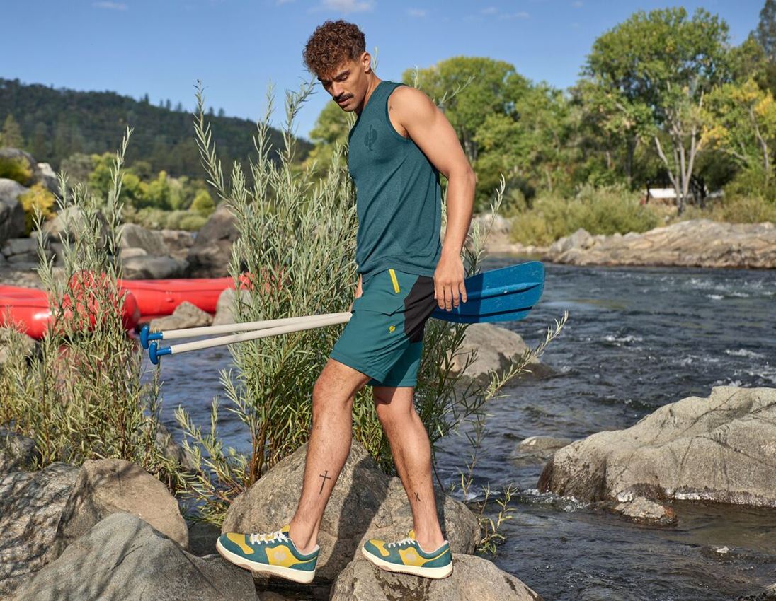 Tematy: Koszulka sportowa seamless e.s.trail + szmaragdowa zieleń melanżowy 2