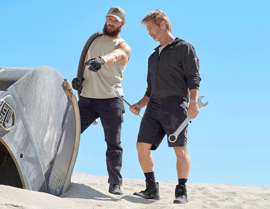 Kurtki robocze: Kurtka z kapturem e.s.iconic + czarny 3