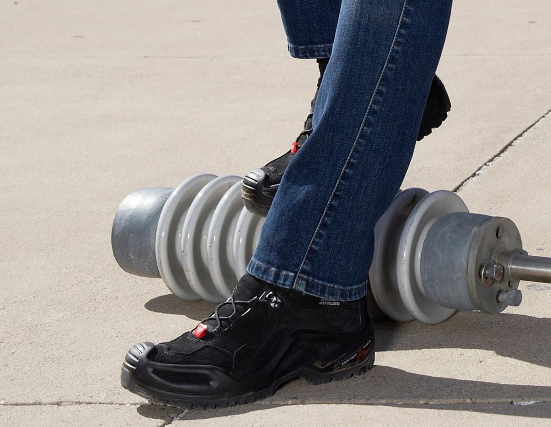 O2: e.s. O2 Work shoes Themisto mid + black 1