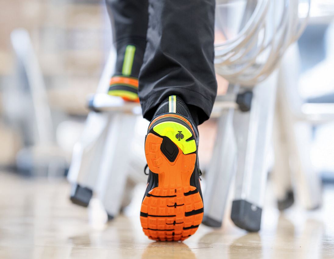Work Shoes: O1 Work shoes e.s. Lewistown low + black/high-vis orange/high-vis yellow 3
