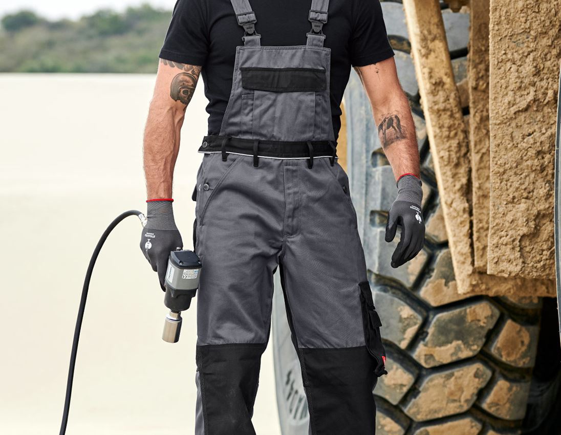 Coated: Nitrile foam gloves evertouch micro + black/grey 3