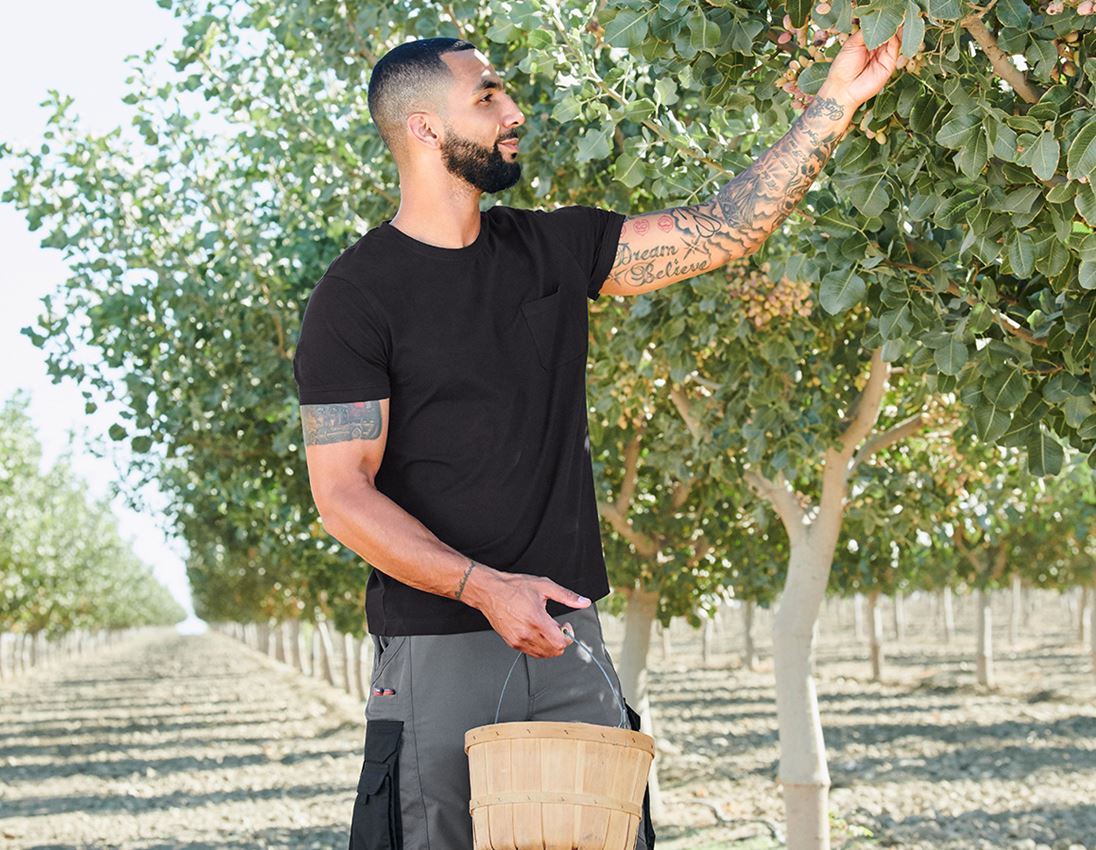 Överdelar: e.s. t-shirt cotton stretch Pocket + svart 1