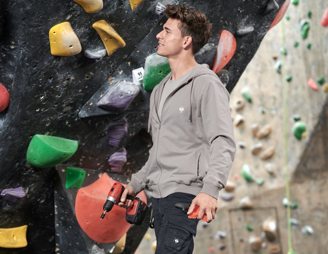 Topics: Hooded sweat jacket e.s.motion ten + opalgrey vintage 1