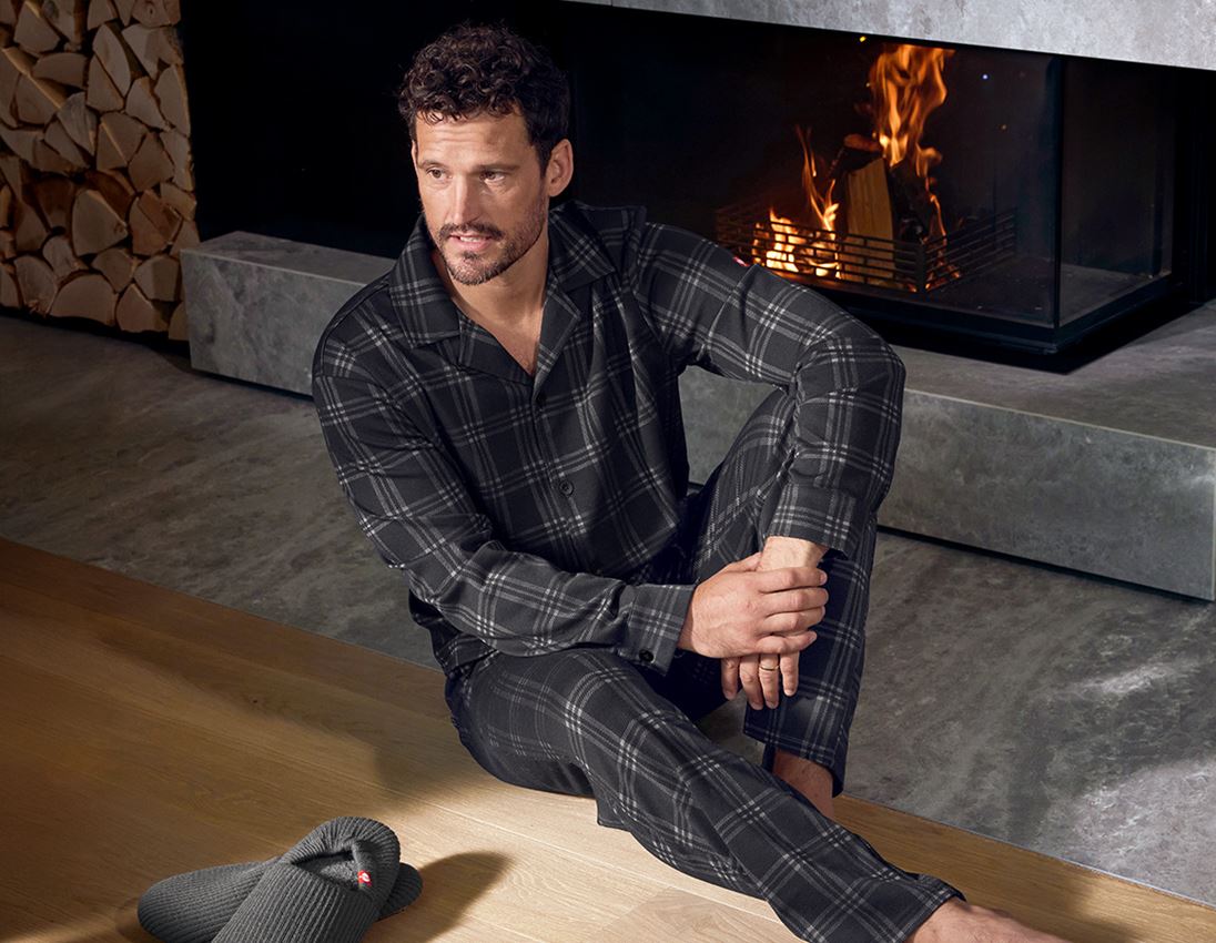 Accessoarer: e.s. rutig pyjamasöverdel + svart/basaltgrå 2