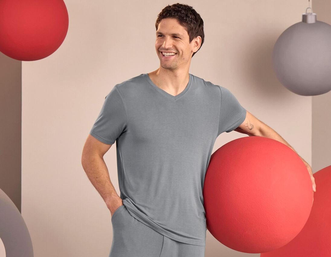 Accessoarer: e.s. modal pyjamas t-shirt + nordicgrå
