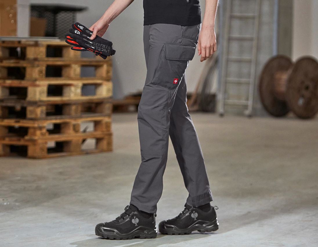 Topics: Funct. cargo trousers e.s.dynashield solid, ladies + anthracite 2