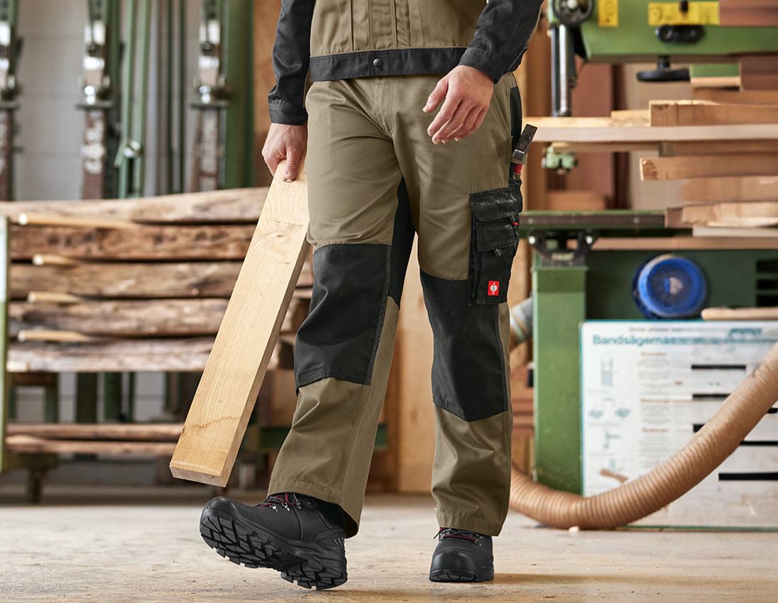 Topics: Trousers e.s.image + khaki/black