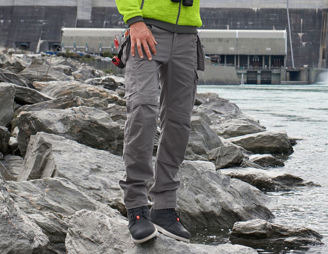 Topics: Trousers e.s.motion ten tool-pouch + granite 1