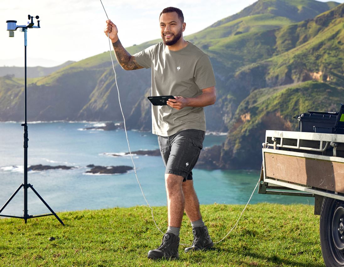 Work Trousers: Shorts e.s.botanica + natureblack 1