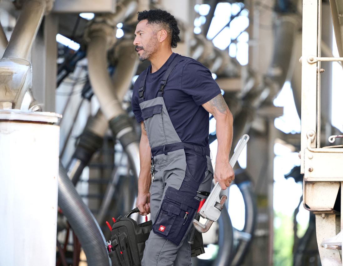 Topics: Bib & Brace e.s.active + grey/navy 1