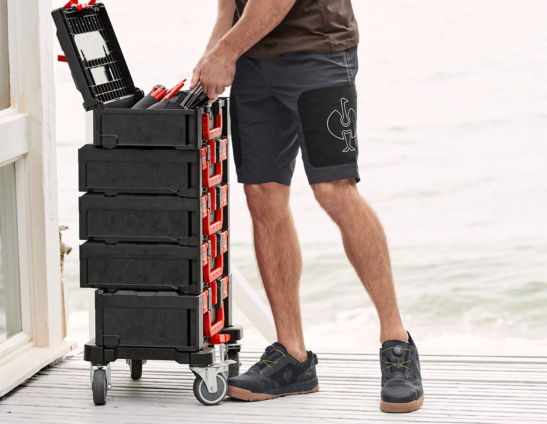 e.s.tool concept: Shorts e.s.tool concept + svart