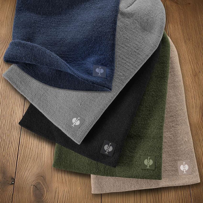 Winter accessories: Knitted hat e.s.motion ten + granite 2