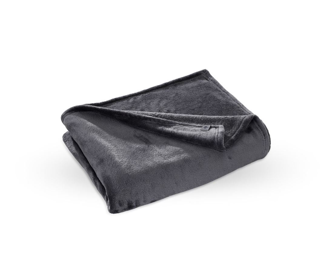 Accessories: e.s. Fleece blanket + anthracite