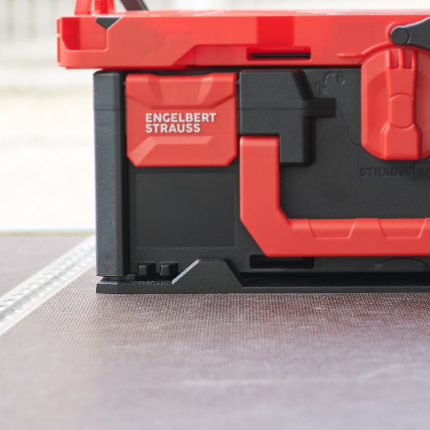 STRAUSSbox System: STRAUSSbox shelf adapter plate 2