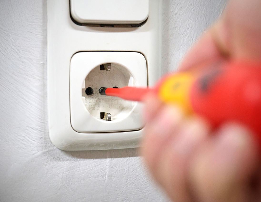 Screwdrivers: e.s. 3-C VDE slim slotted screwdriver