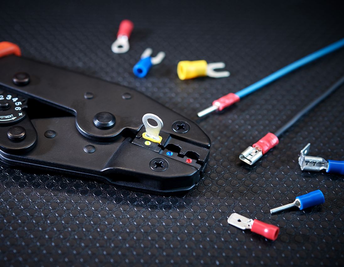 Tongs: e.s. Crimp lever pliers for insulated cable lugs