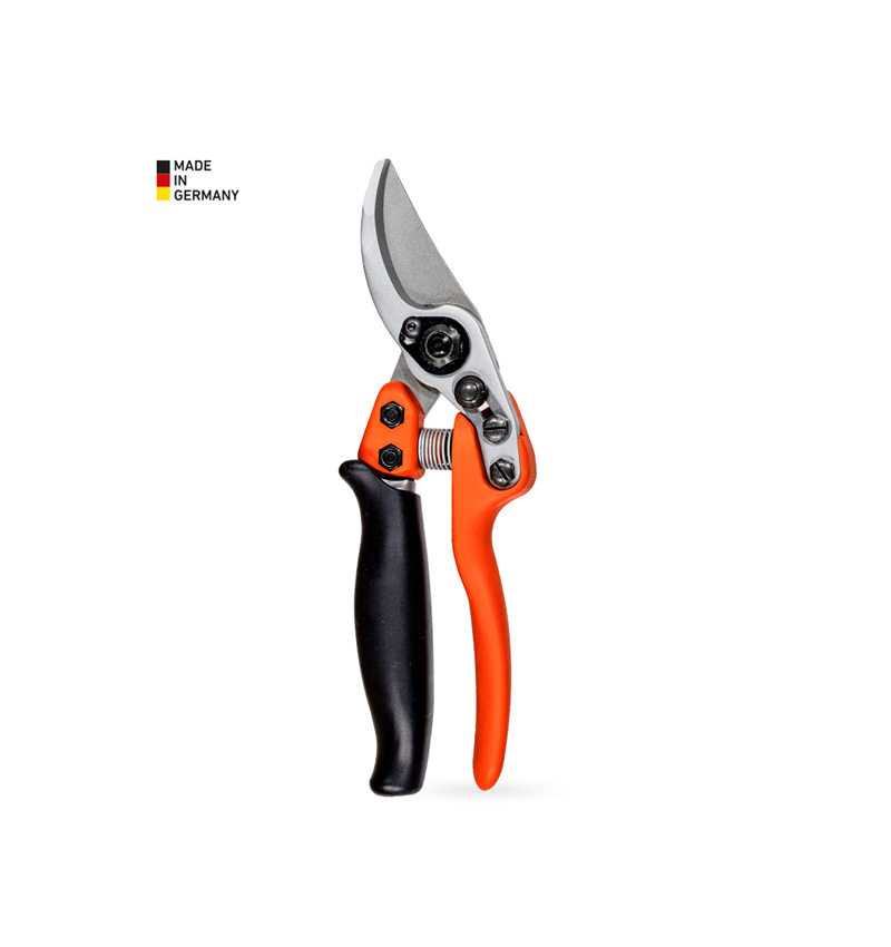 Scissors: Bypass shears Löwe 11 with a revolving handle