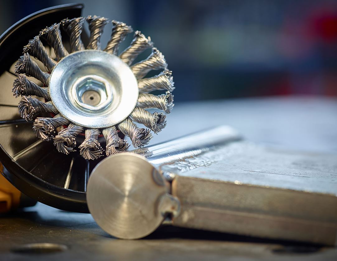 Slipverktyg: Flätade konborstar 2