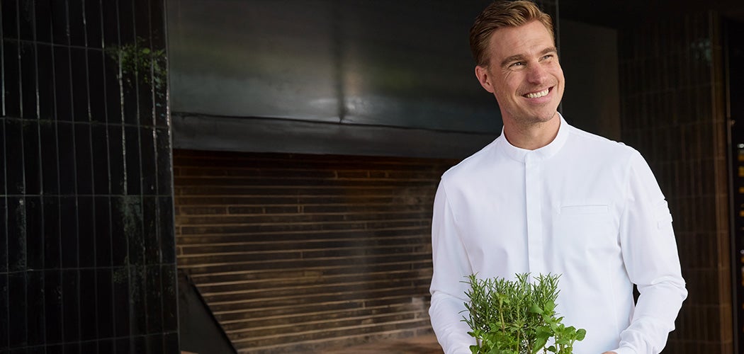 e.s. Hybrid Chef’s Shirt