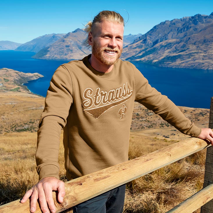 Man i e.s.e:pic sweater
