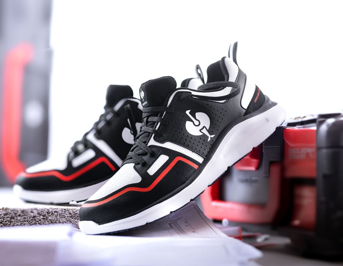 O1: O1 pracovná obuv e.s. Antibes low + čierna/biela/červená strauss 1