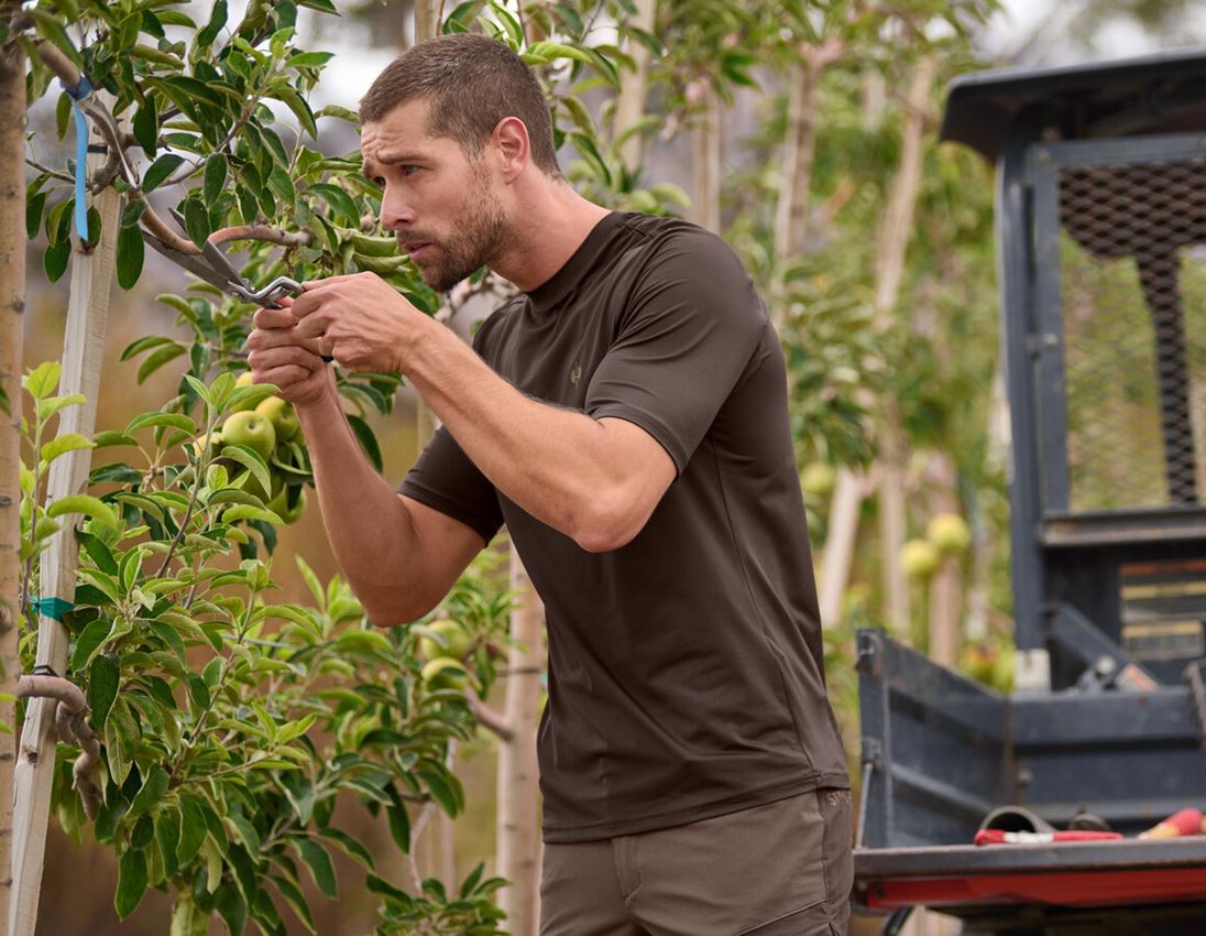 Tričká, pulóvre a košele: Funkčné tričko UV e.s.trail + gaštanová/lieskový oriešok 1