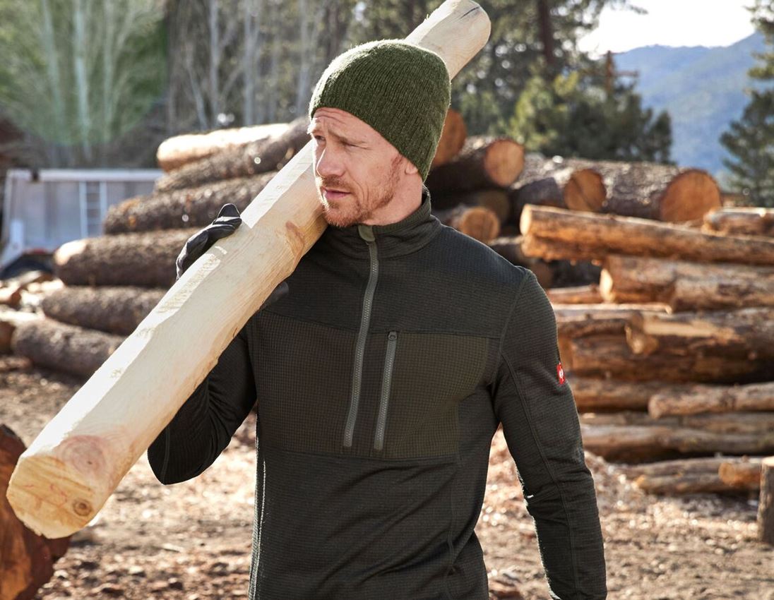 Doplnky: Čapica z hrubej pleteniny e.s. + tymiánová 1