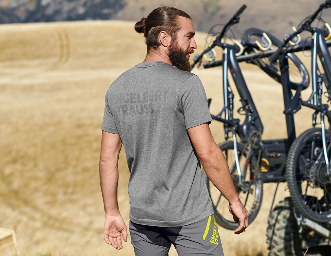 Tričká, pulóvre a košele: Tričko seamless e.s.trail + čadičovo sivá melanž 2
