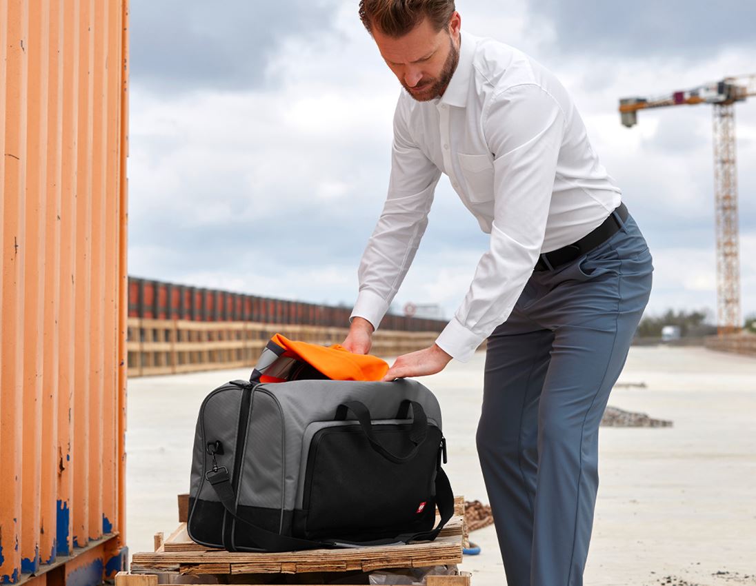 Doplnky: Víkendová cestovná taška e.s.work&travel + čadičovo sivá/čierna 2