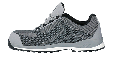 Bezpečnostná obuv značky Strauss je vodoodolná, vetruvzdorná a priedušná