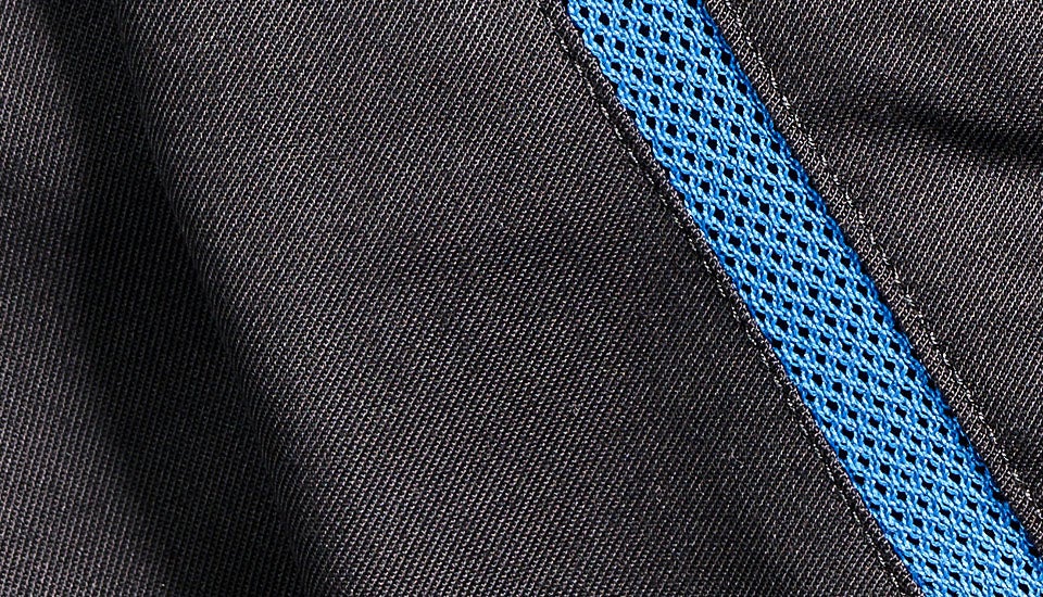 Detail odvetrávania cez sieťovinové partie
