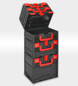 STRAUSSbox tower with different box sizes showing that a box placed in the middle can also be opened