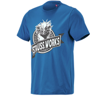 e.s. T-shirt strauss works