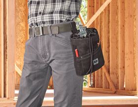 View, Leather buckle belt e.s.​vintage, black