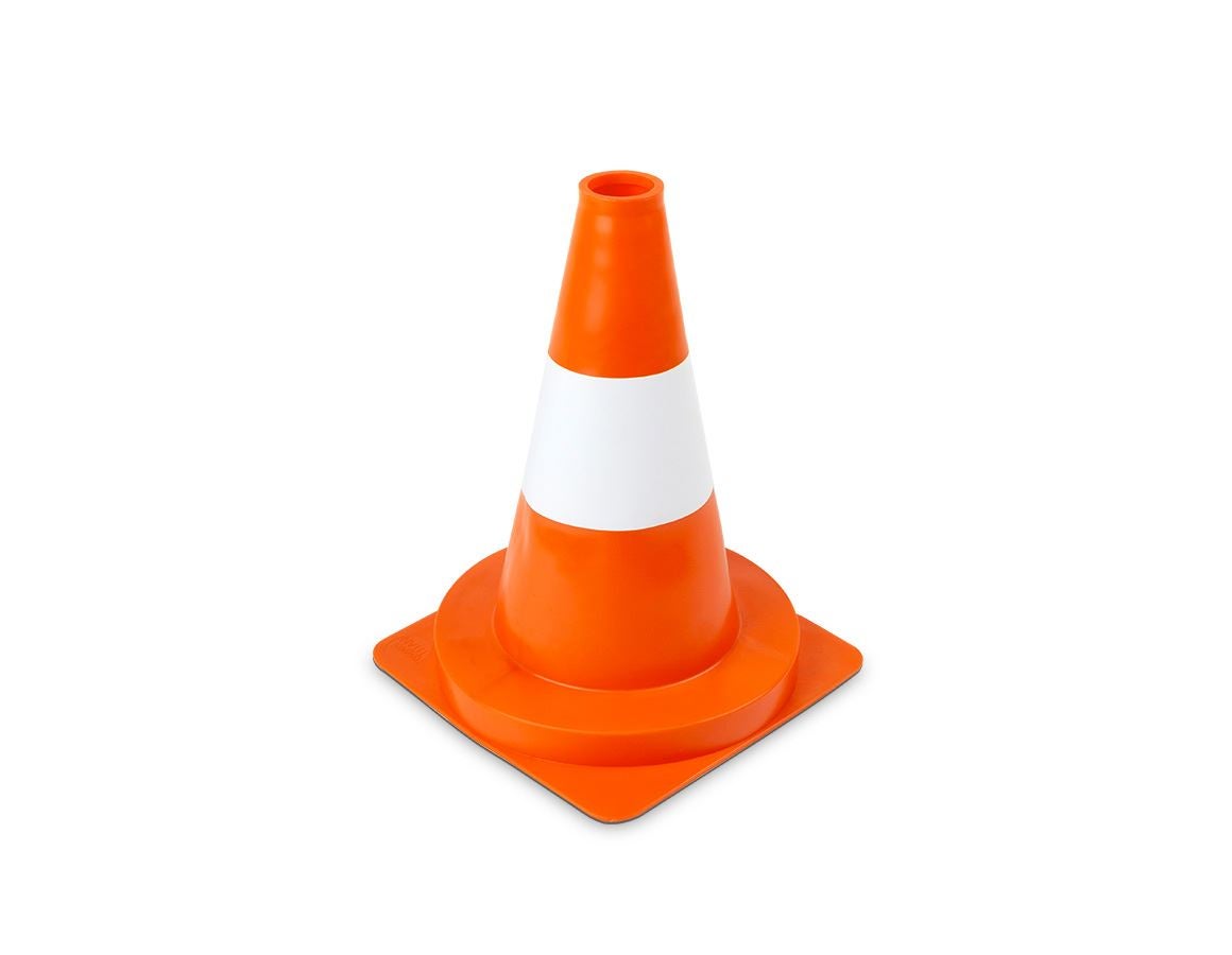 Marking: Traffic cone