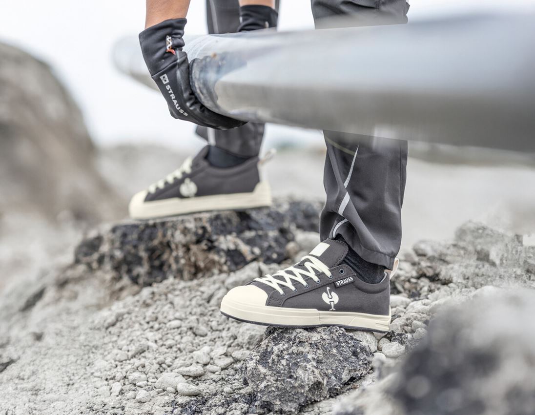 S1: S1 Safety shoes e.s. Yatala low + carbongrey 1