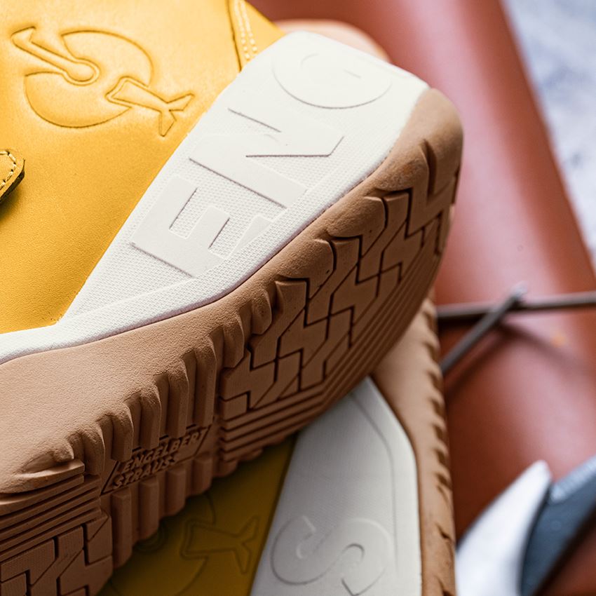 Footwear: S3 Roofer's Safety boots e.s. Erlangen + ochre 2