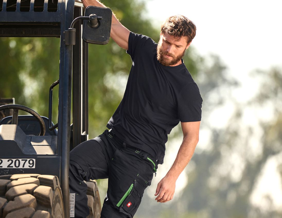 Shirts, Pullover & more: e.s. T-shirt cotton light + black 1