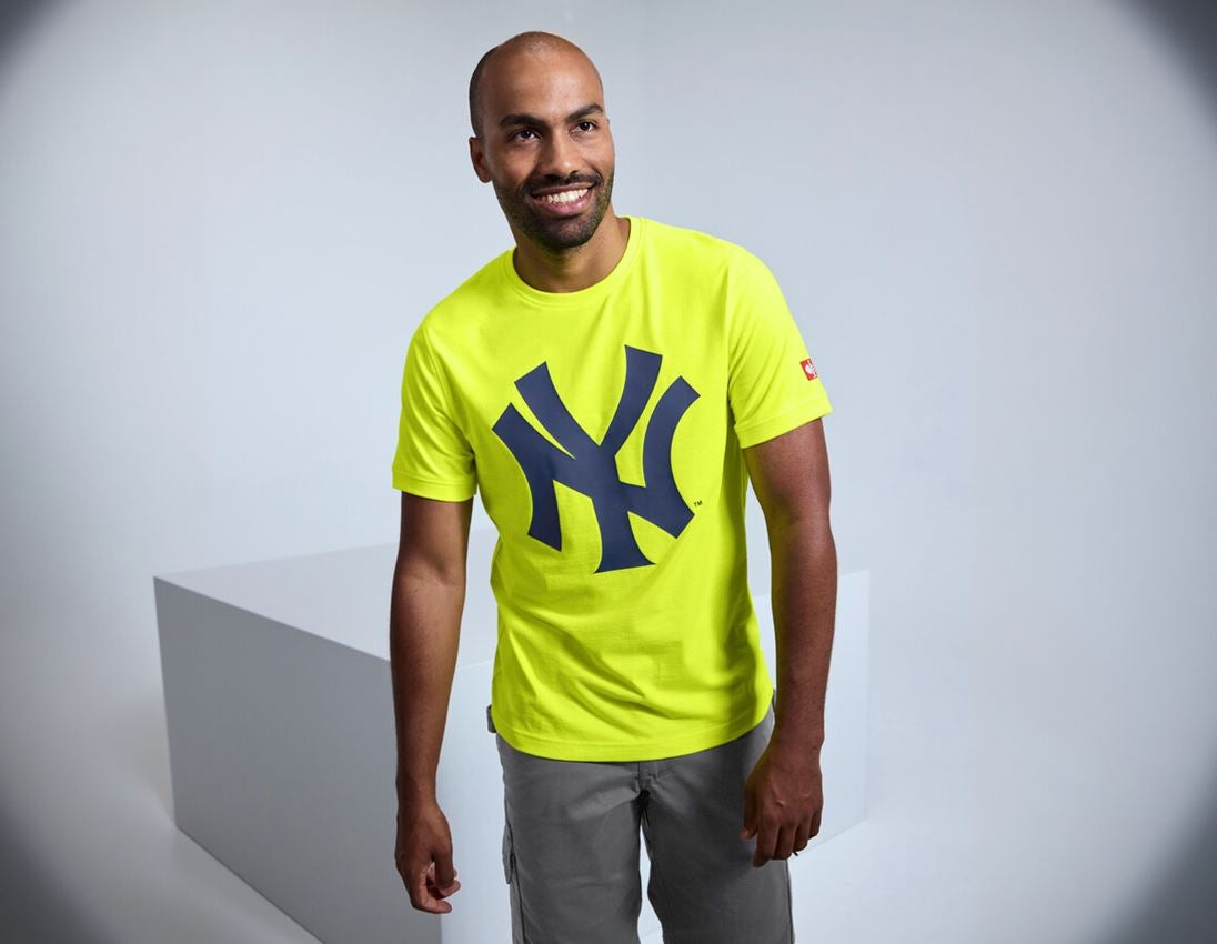 Clothing: MLB™ T-shirt neon + NY neon yellow