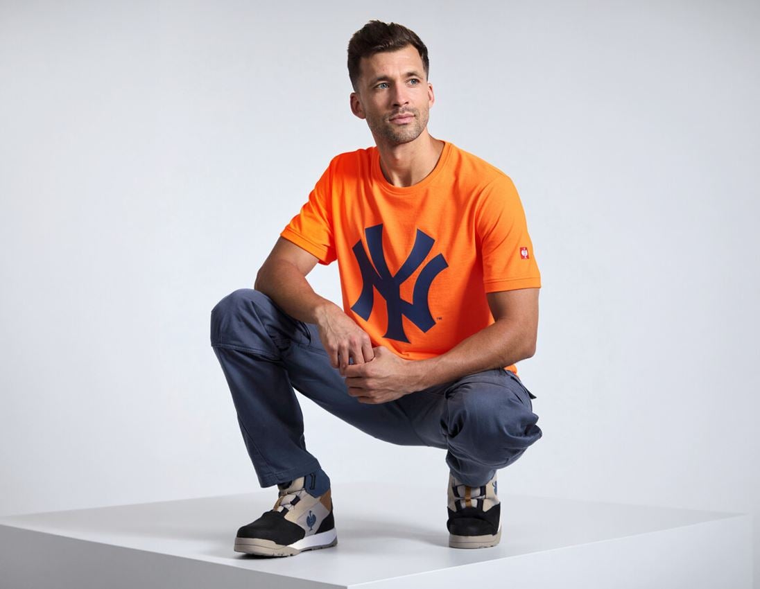 Clothing: MLB™ T-shirt neon + NY neon orange 1
