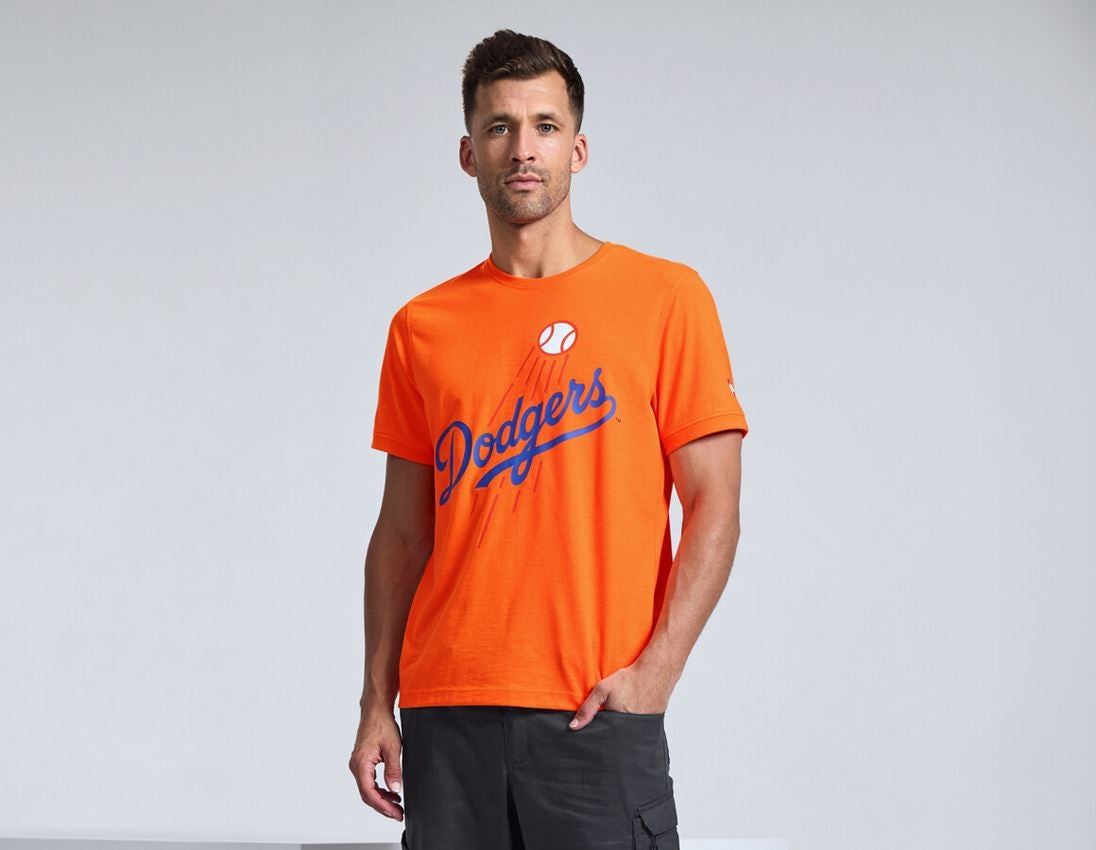 Clothing: MLB™ T-shirt neon + LA neon orange