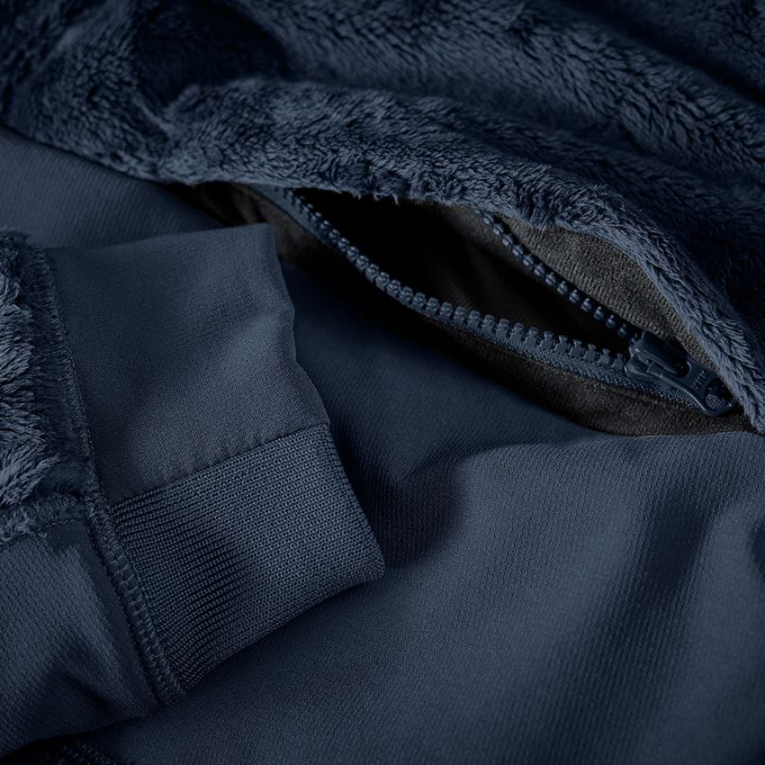 Topics: Jacket highloft e.s.dynashield + pacific 2