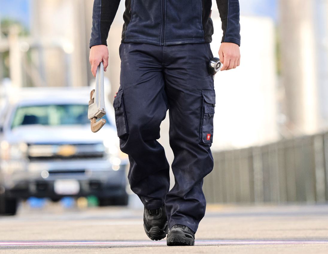 Work Trousers: Cargo trousers + navy