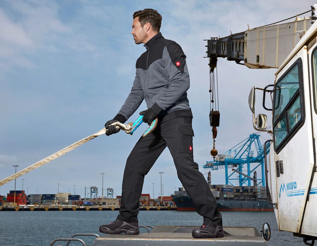 Topics: Winter funct. cargo trousers e.s.dynashield solid + black 1