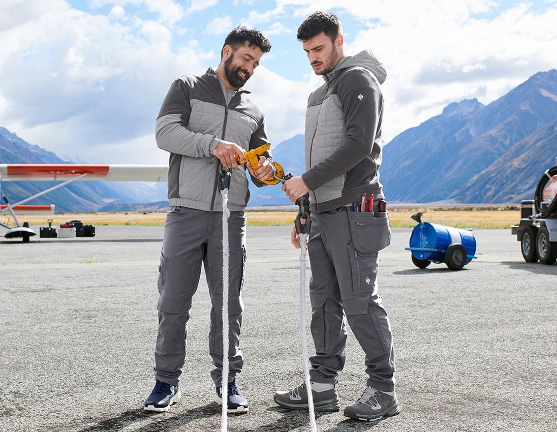 Topics: Trousers e.s.concrete solid + anthracite 1