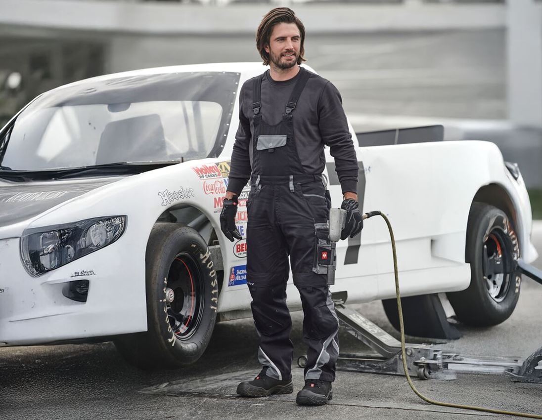 Clothing: SET: 2x Bib & brace e.s.motion + graphite/cement